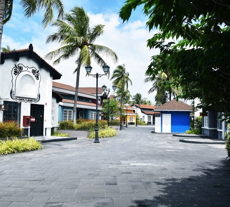 Photo community of property separation business