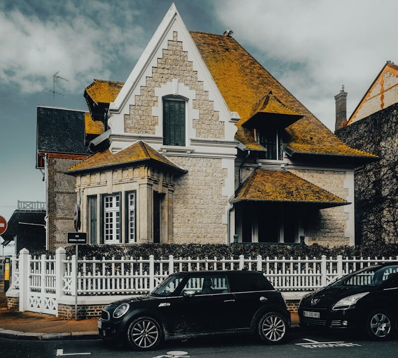 Photo sell house after divorce
